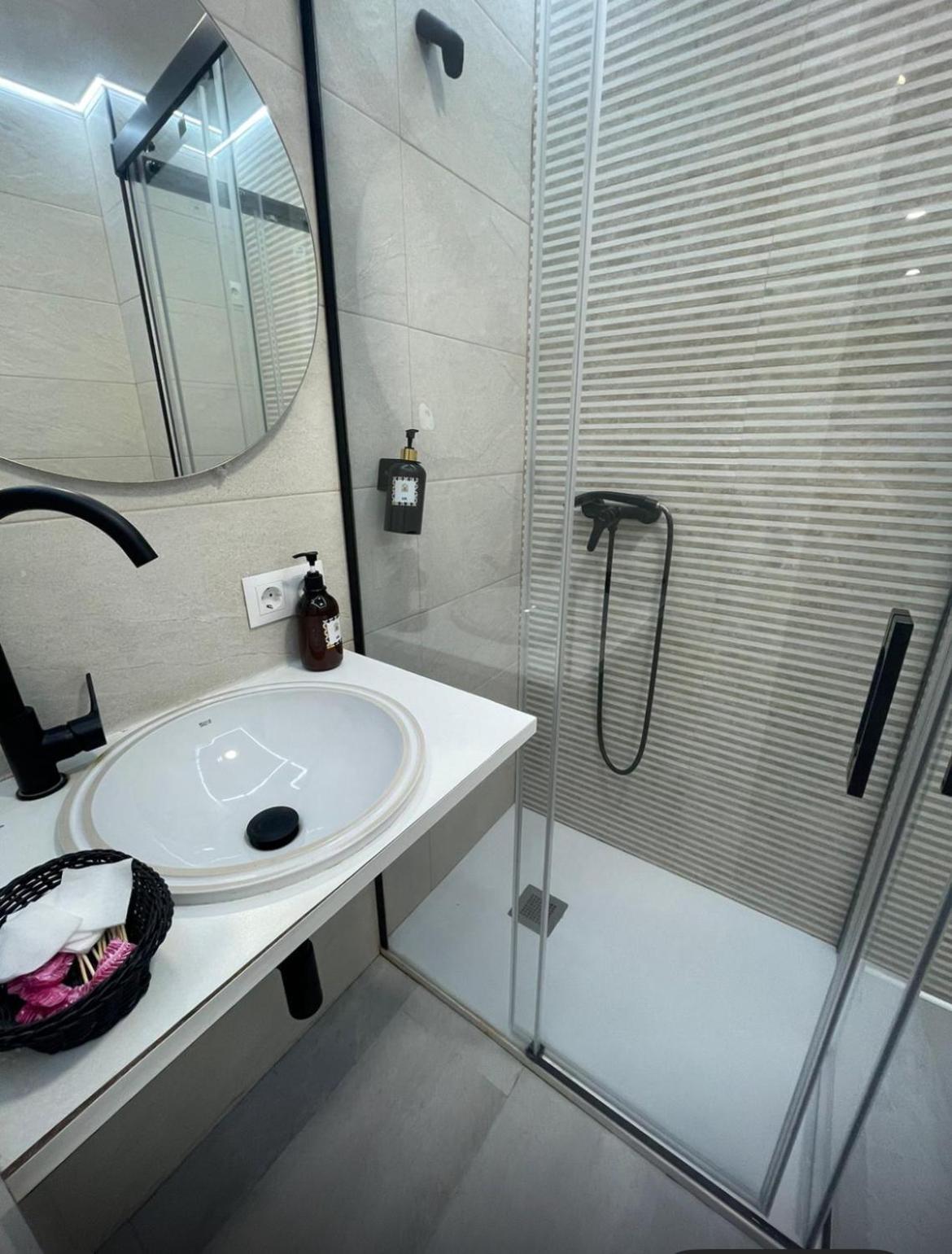 Lm Luxury Puentezuelas Granada Buitenkant foto